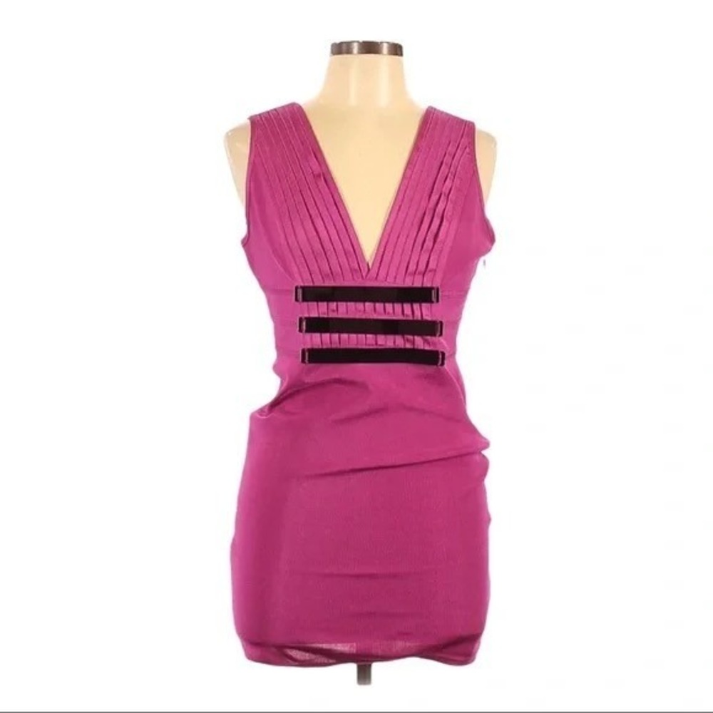 2b Bebe Womens Sparkling Grape Purple Bandage V-Neck Mini Dress Black Bars‎ L